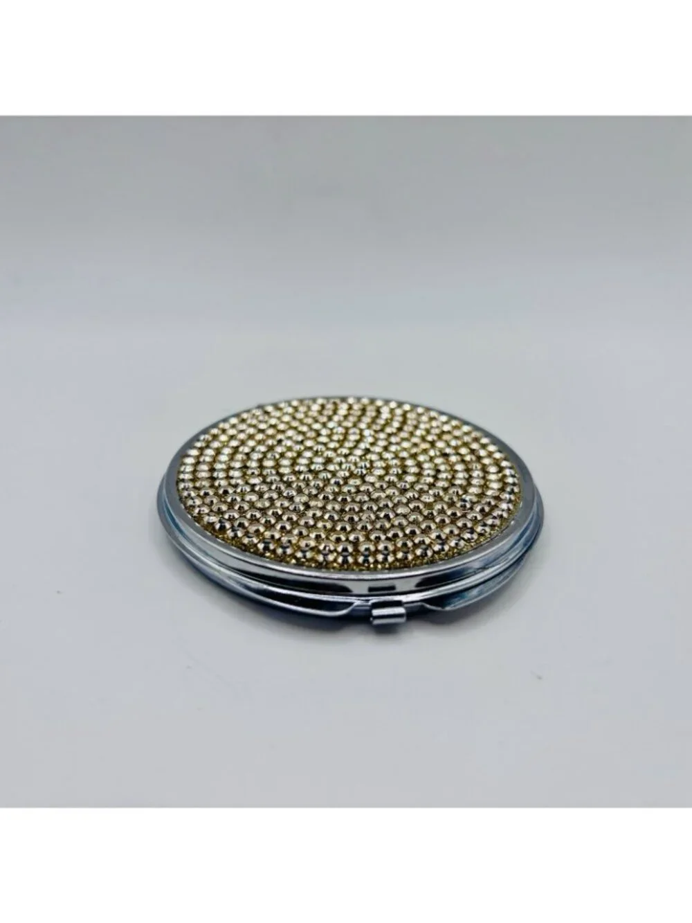 Vtg. Rhinestone Jeweled Silver Tone Compact Dual Mirrored Vanity Makeup 2.75x3in